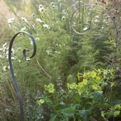 Border Scroll Hook Stake - Small